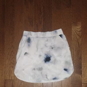 Calla Elegant White and Blue Women's skort